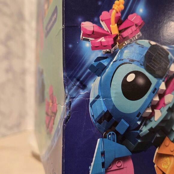 LEGO Disney: Stitch (43249) New Sealed - Picture 5 of 7